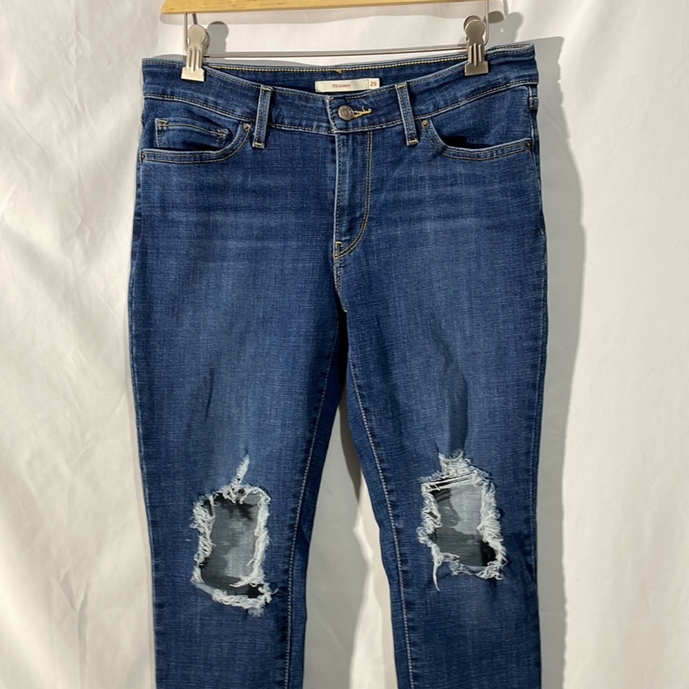 Levi’s woman’s denim stretchy distressed ripped skinny jeans - Picture 2 of 6